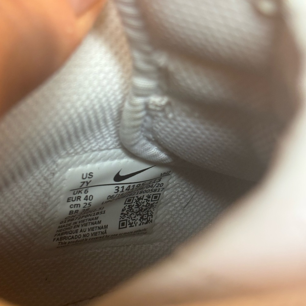 Nike Air Force 1’s - Picture 4 of 4